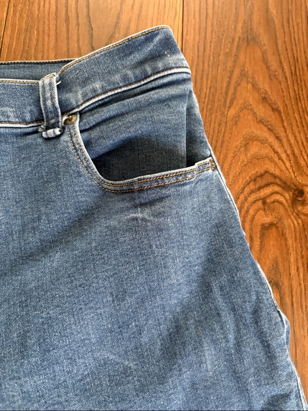 Abercrombie & Fitch Midwash Blue Women's Super Skinny Ankle High Rise Jeans - Picture 4 of 11